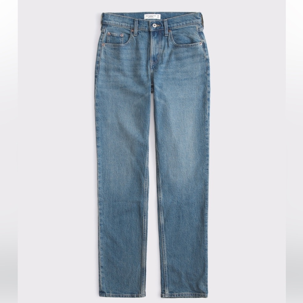 A&F Curve Love Mid Rise 90s Straight Jeans